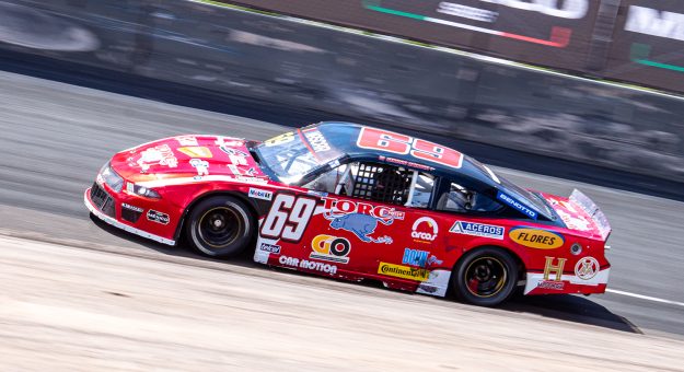 Visit ESTÁ GERMÁN QUIROGA DENTRO DEL TOP TEN EN NASCAR MÉXICO SERIES 2024 page