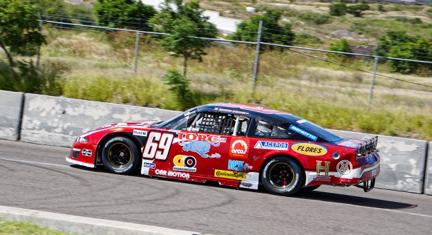 Visit ESTÁ LISTO GERMÁN QUIROGA PARA BUSCAR VICTORIA EN EL “GRAN PREMIO RED COLA” DE NASCAR MÉXICO SERIES page