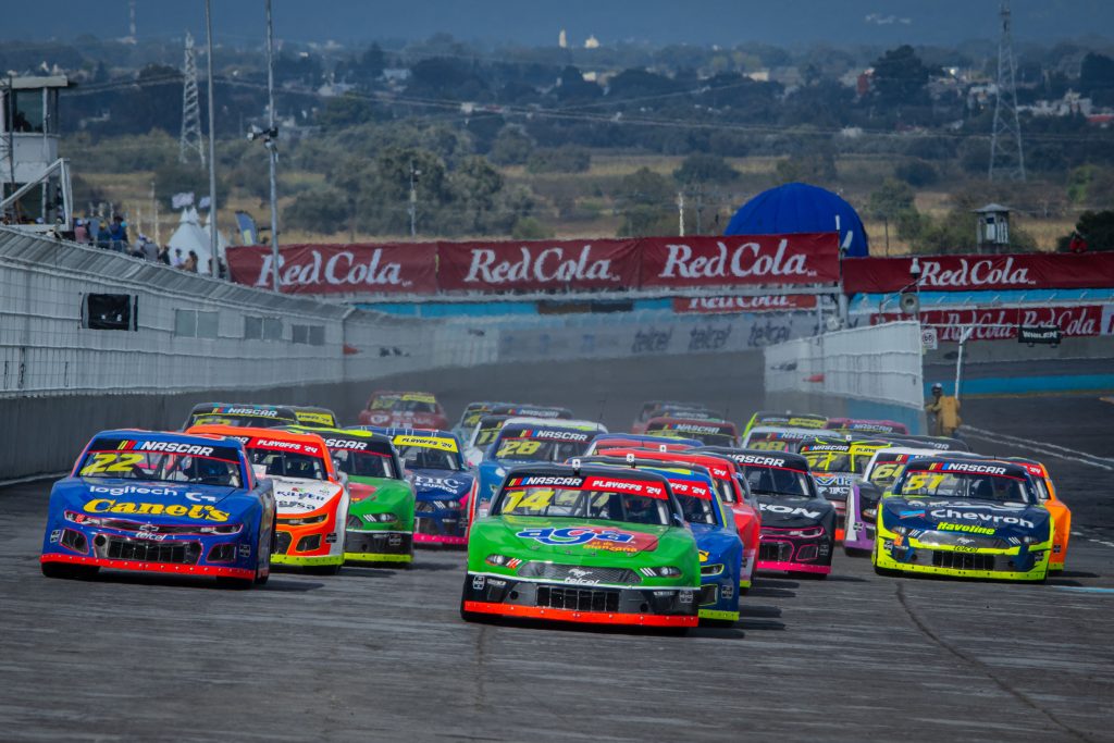 Alex Ganador Nascar Mexico