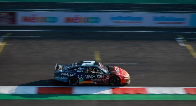 Visit ELOY VUELVE A GANAR Y ABRAHAM LOGRA SU PASE A LA FINAL DE NASCAR MÉXICO SERIES page
