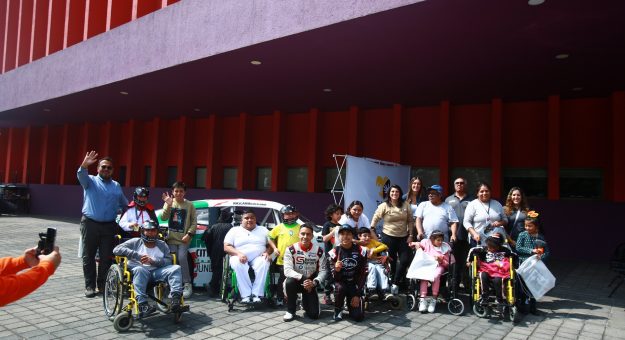 Visit NASCAR MÉXICO SERIES VISITÓ EL CRIT CIUDAD DE MÉXICO page