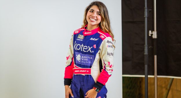 Visit REGINA SIRVENT Y EL DYNAMIC MOTORSPORTS, A LA “CHIAPAS EXTRAORDINARIO POR NATURALEZA 200” DE NASCAR MÉXICO SERIES page