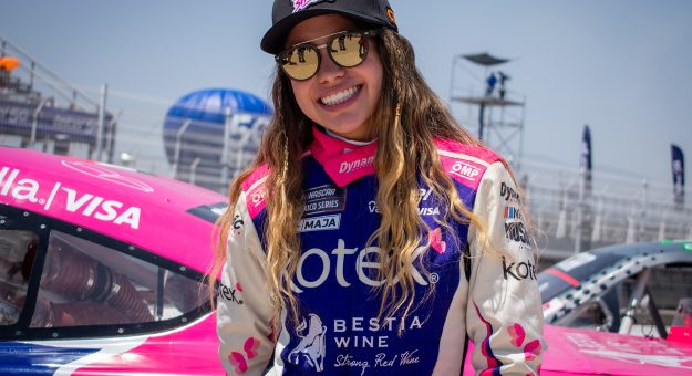 Visit REGINA SIRVENT Y EL DYNAMIC MOTORSPORTS, PONEN LA MIRA EN LA “AGUASCALIENTES EL GIGANTE DE MÉXICO 250” page