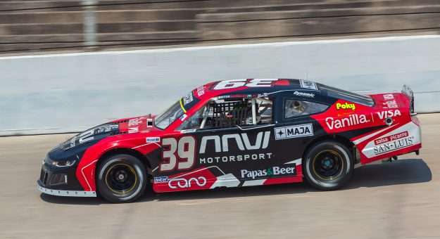 Visit VÍCTOR BARRALES JR. Y EL DYNAMIC MOTORSPORTS, REMONTAN Y TOMAN PODIO DE LA CATEGORÍA CHALLENGE EN AGUASCALIENTES page