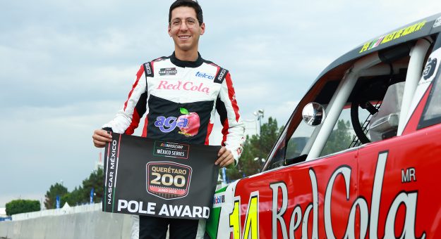 Visit ALEX DE ALBA Y EL AGA RACING TEAM, SE HACEN DE LA “POLE” PARA LA “QUERÉTARO 200” page