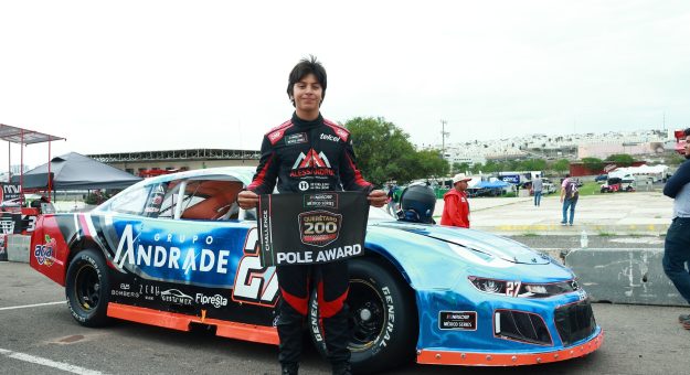 Visit HELIO MEZA CON CONTUNDENCIA GANÓ EN NASCAR CHALLENGE EN EL ECOCENTRO page