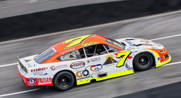 Visit SIGUE XAVI RAZO DENTRO DE LOS TRES MEJORES PILOTOS DE NASCAR MÉXICO PREVIO A QUERÉTARO Y NOVENO EN PLAYOFFS page
