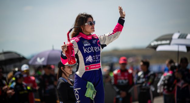 Visit REGINA SIRVENT Y DYNAMIC MOTORSPORTS, A SUELO HIDROCÁLIDO POR SEMIFINAL DE CHALLENGE SERIES page
