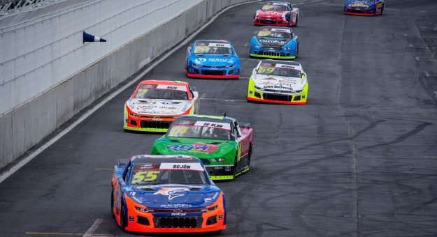 Visit TRES PILOTOS PODRÍAN SER POR PRIMERA VEZ, CAMPEONES DE NASCAR MÉXICO SERIES page
