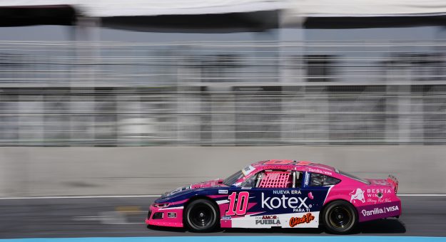Visit REGINA SIRVENT Y DYNAMIC MOTORSPORTS, CERRARON CON TOP-5 LA TEMPORADA 2025 DE CHALLENGE SERIES page