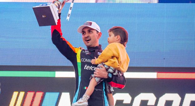 Visit “INICIAMOS EN BUSCA DEL CAMPEONATO”: ABRAHAM CALDERÓN page