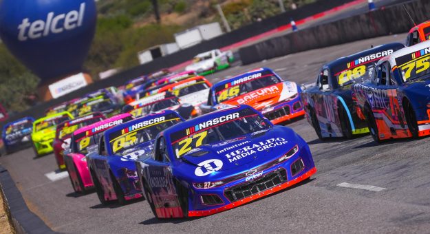 Visit ALESSANDROS RACING CONSIGUE PODIO EN CHALLENGE Y DOBLE TOP-10 EN NASCAR MÉXICO page