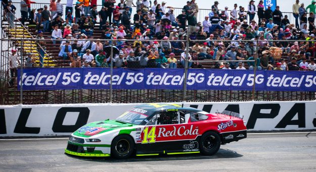 Visit AGA RACING TEAM Y ALEX DE ALBA JR., PONEN LA MIRA EN VISITA DE NASCAR MÉXICO SERIES A TULUM page