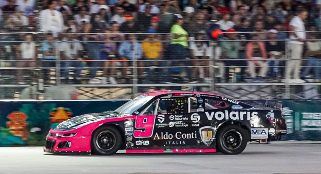 Visit ALPHA RACING CONQUISTÓ TULUM CON HISTÓRICA VICTORIA DE ELOY SEBASTIÁN EN NASCAR MÉXICO SERIES page