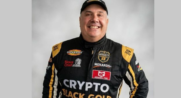 ALPHA RACING ANUNCIA DEBUT DE BRIAN WEBER EN NASCAR MÉXICO SERIES CON PATROCINIO DE CRYPTO BLACK GOLD