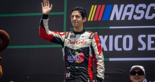 Aga Racing Team Alex De Alba 01